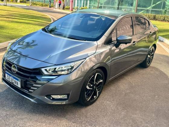 NISSAN VERSA 1.6 16V FLEX EXCLUSIVE XTRONIC